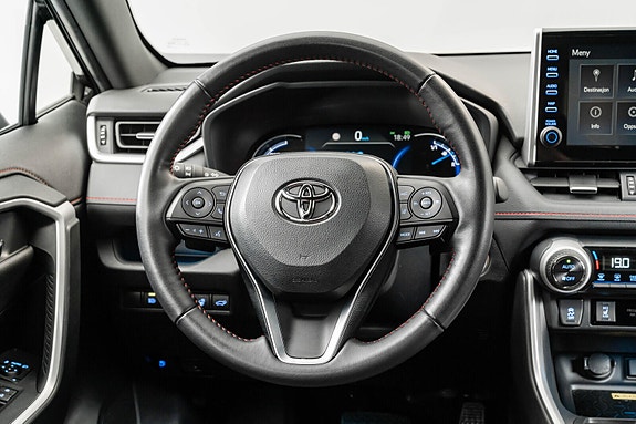 Toyota RAV4 23 of 28