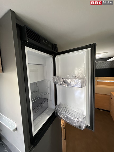 Malibu Relax 640 LE XR / 2027-modell / Stort lasterom / El senkeseng / NYHET / Innbytte 17 of 27