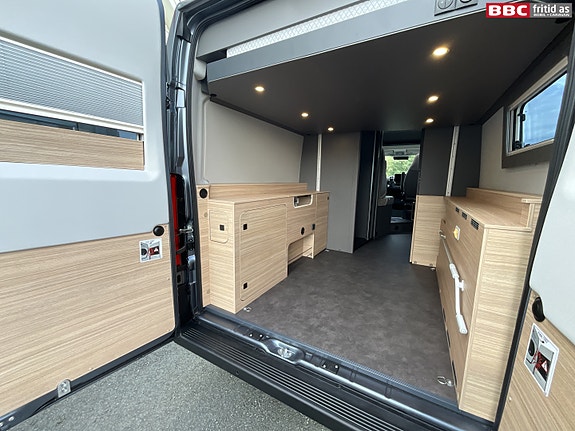 Malibu Relax 640 LE XR / 2027-modell / Stort lasterom / El senkeseng / NYHET / Innbytte 11 of 27