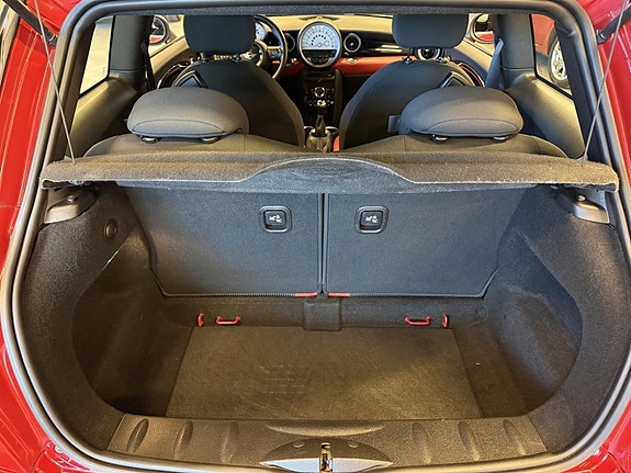 MINI Cooper 9 of 15
