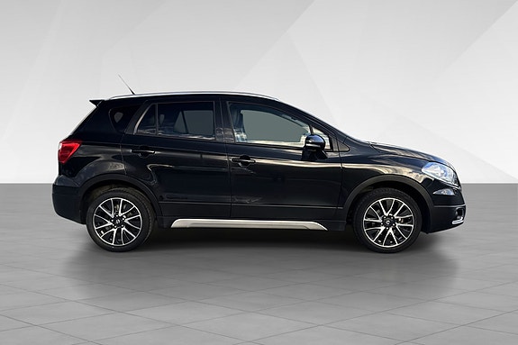 Suzuki SX4 S-Cross 8 of 15