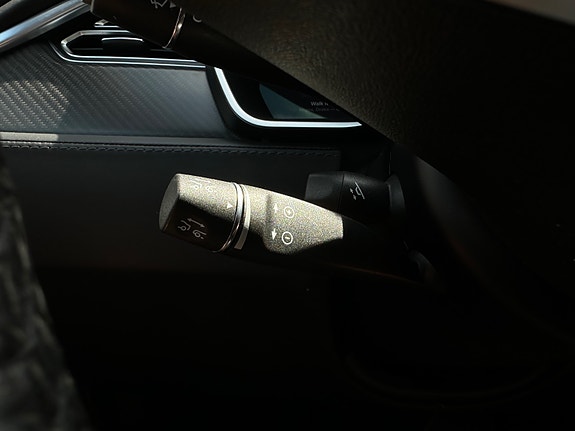Tesla Model S 15 of 30