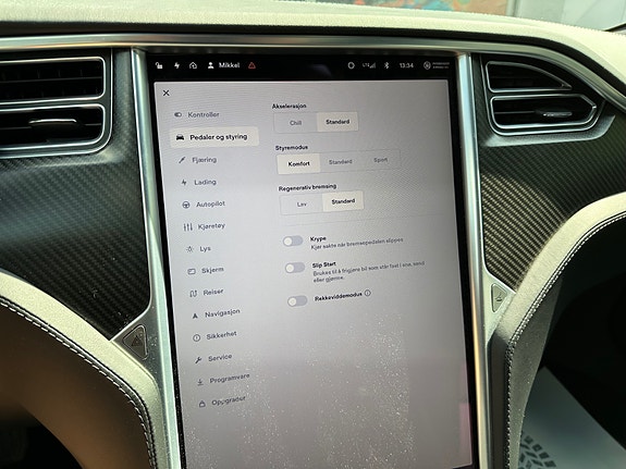 Tesla Model S 23 of 30