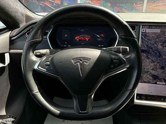 Tesla Model S 12 of 30