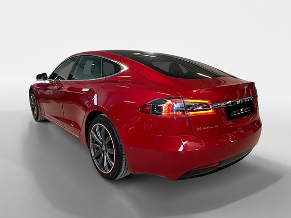 Tesla Model S 5 of 30