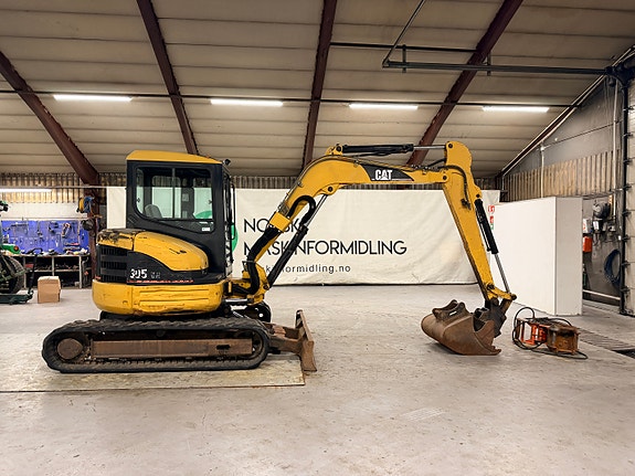 Cat 305CR 6 of 17