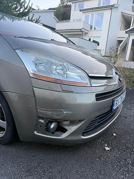 Citroen Grand C4 Picasso 5 of 7