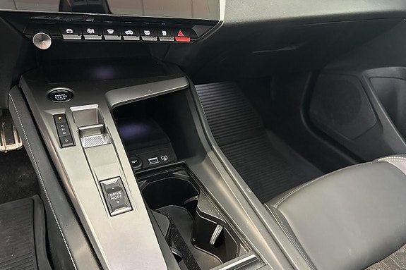 Peugeot 308 15 of 27
