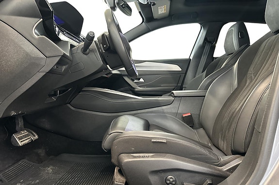 Peugeot 308 8 of 27