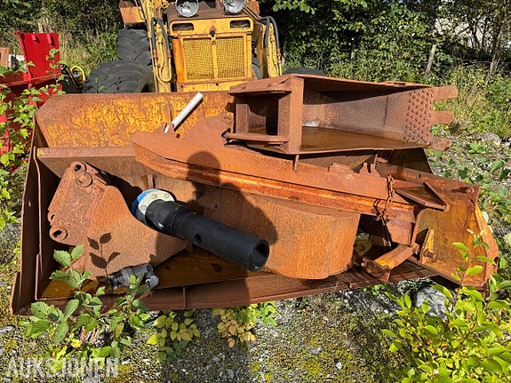 Ford hl 42 16 of 24