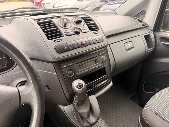 Mercedes-Benz Vito 113 22 of 23