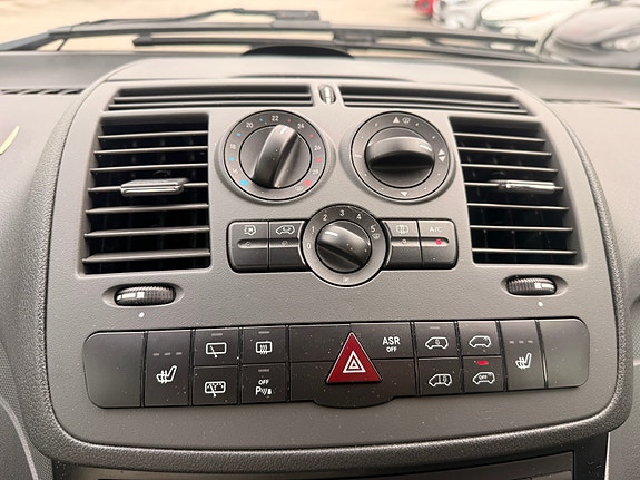 Mercedes-Benz Vito 113 20 of 23