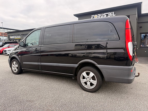 Mercedes-Benz Vito 113 2 of 23