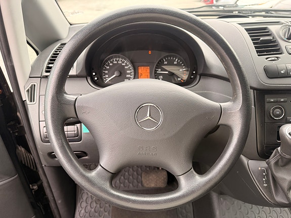 Mercedes-Benz Vito 113 18 of 23