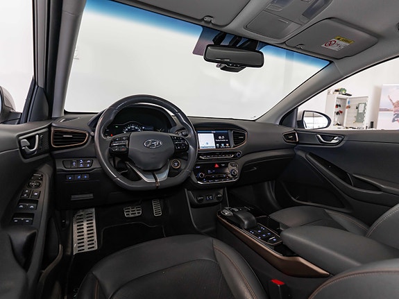 Hyundai IONIQ 20 of 30