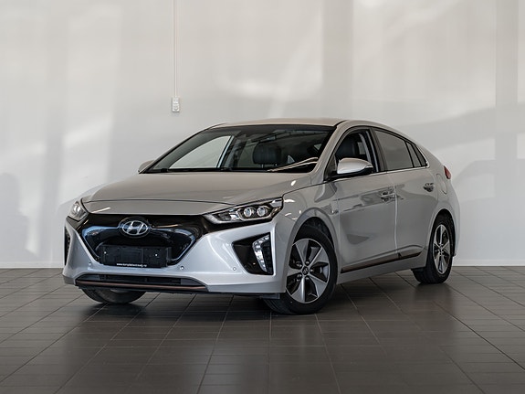 Hyundai IONIQ 13 of 30