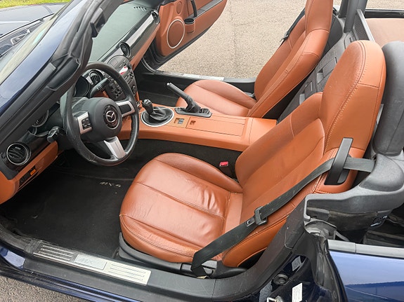 Mazda MX-5 19 of 30