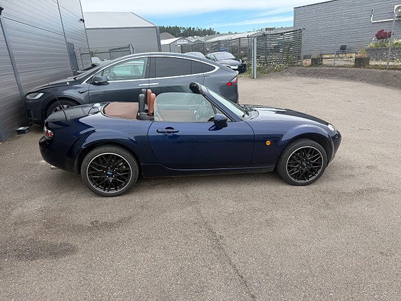 Mazda MX-5 8 of 30