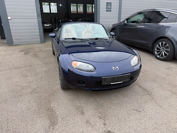 Mazda MX-5 4 of 30
