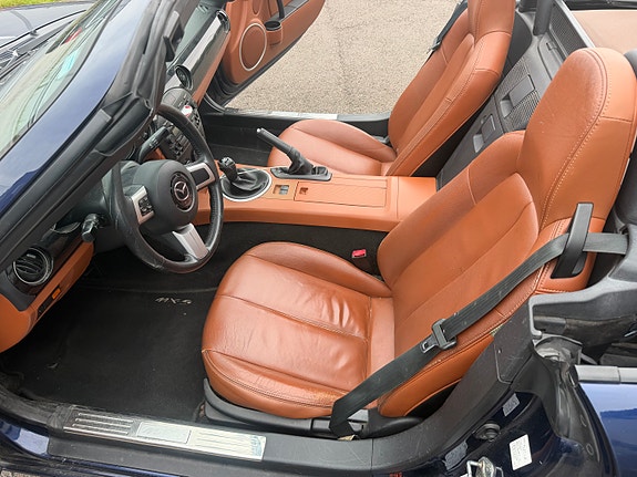 Mazda MX-5 18 of 30