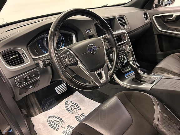 Volvo V60 11 of 21