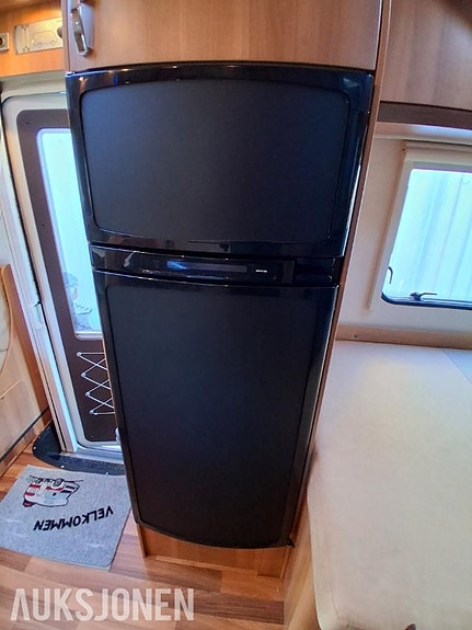 Hymer TRAMP 654CL Campingbil EU OK 12.2027 15 of 23