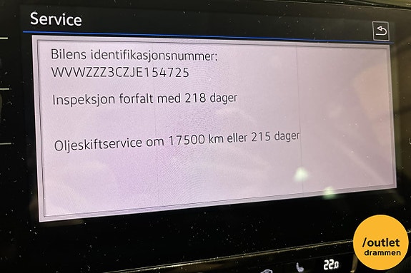 Volkswagen Passat Alltrack 19 of 23