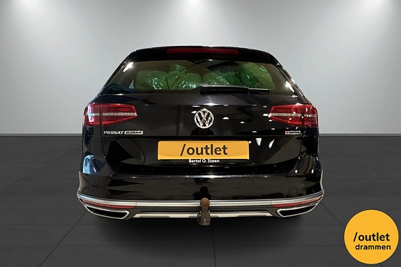 Volkswagen Passat Alltrack 7 of 23