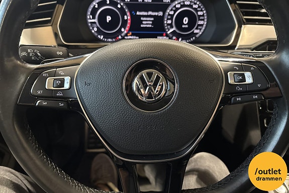 Volkswagen Passat Alltrack 20 of 23