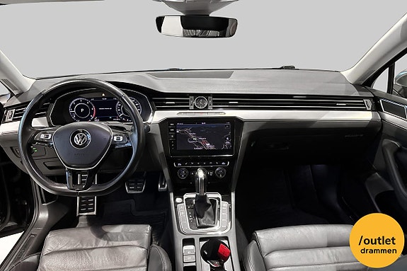 Volkswagen Passat Alltrack 14 of 23