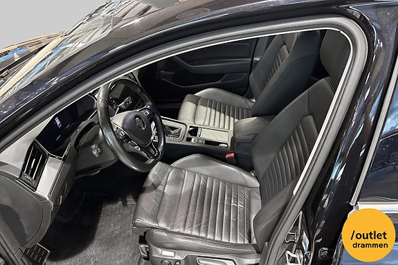 Volkswagen Passat Alltrack 11 of 23