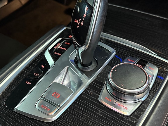 BMW 730d 15 of 30