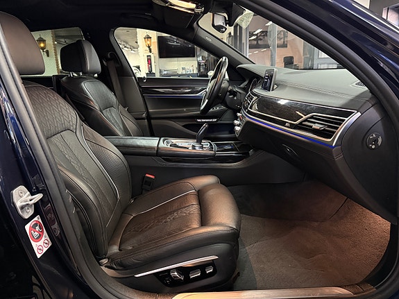 BMW 730d 10 of 30