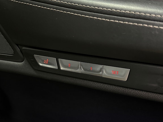 BMW 730d 8 of 30