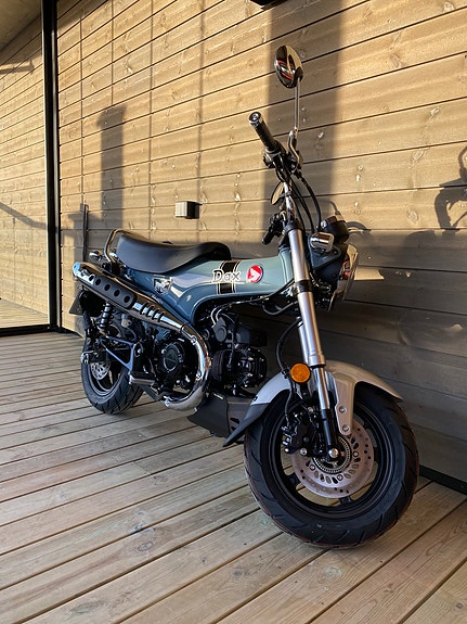 Honda DAX ST 125A 2 of 19