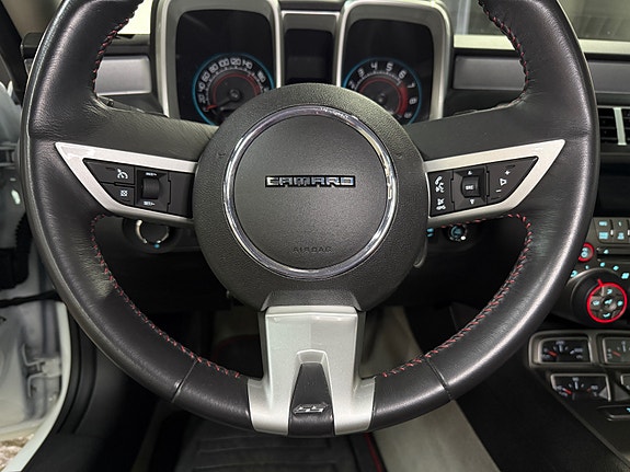 Chevrolet Camaro 23 of 27