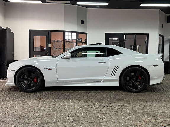 Chevrolet Camaro 2 of 27