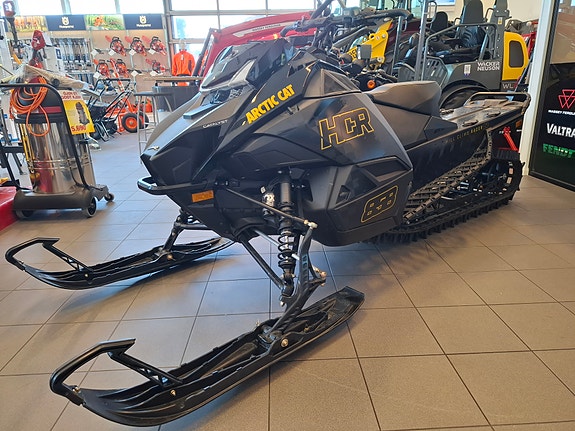 Arctic-cat HCR 858 154 2 of 5