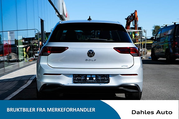 Volkswagen Golf VIII 12 of 29