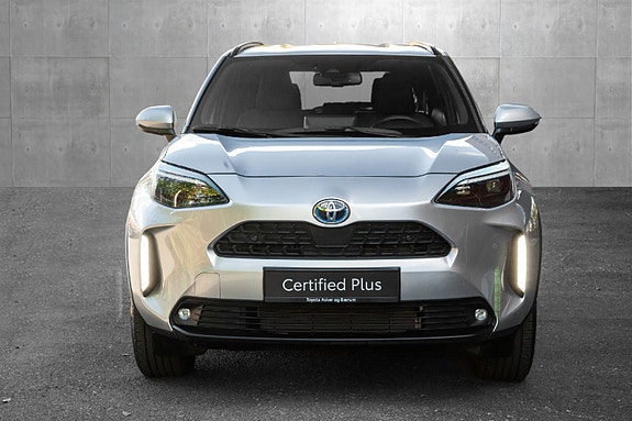 Toyota Yaris Cross 6 of 19