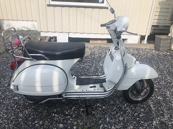 Piaggio PX200E 3 of 12
