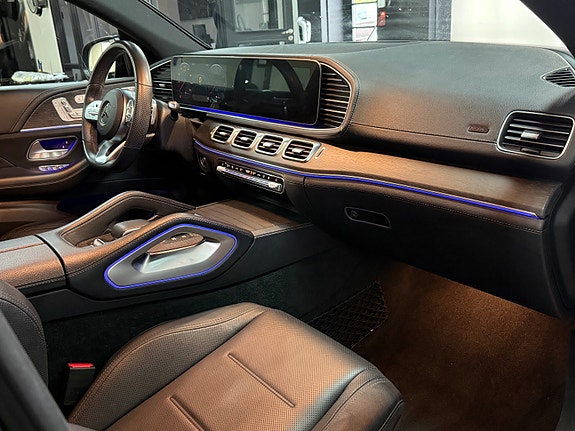 Mercedes-Benz GLE350 de 16 of 25