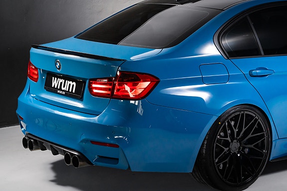 BMW M3 9 of 30
