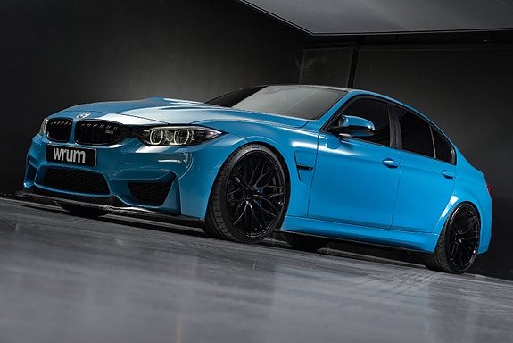 BMW M3 2 of 30