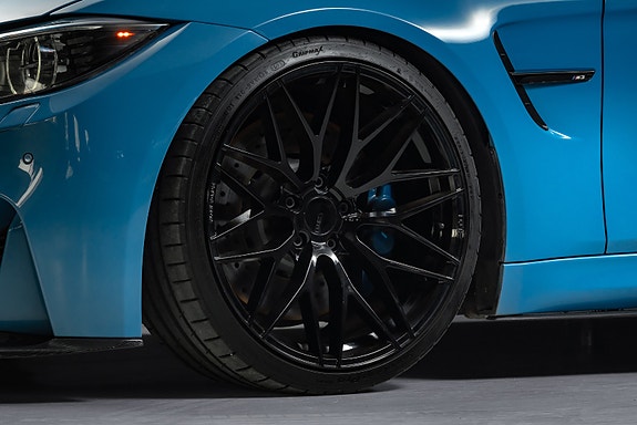 BMW M3 3 of 30