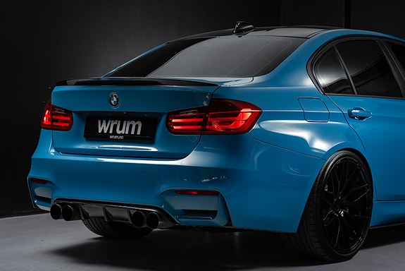 BMW M3 17 of 30