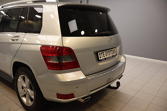 Mercedes-Benz GLK220 16 of 30
