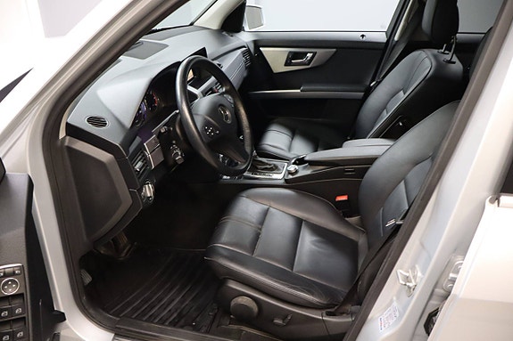 Mercedes-Benz GLK220 4 of 30