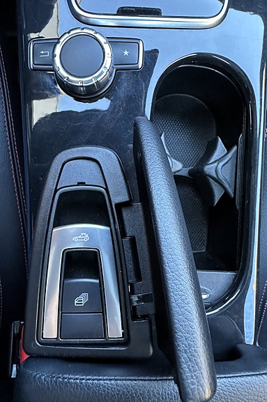 Mercedes-Benz SLC180 30 of 30