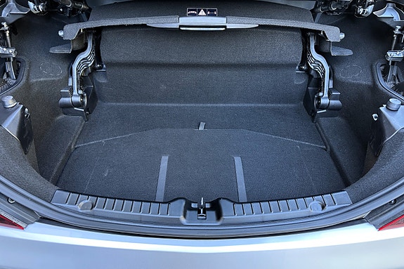 Mercedes-Benz SLC180 15 of 30